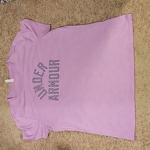 Pink heat gear Under Armour tee with grey logo
